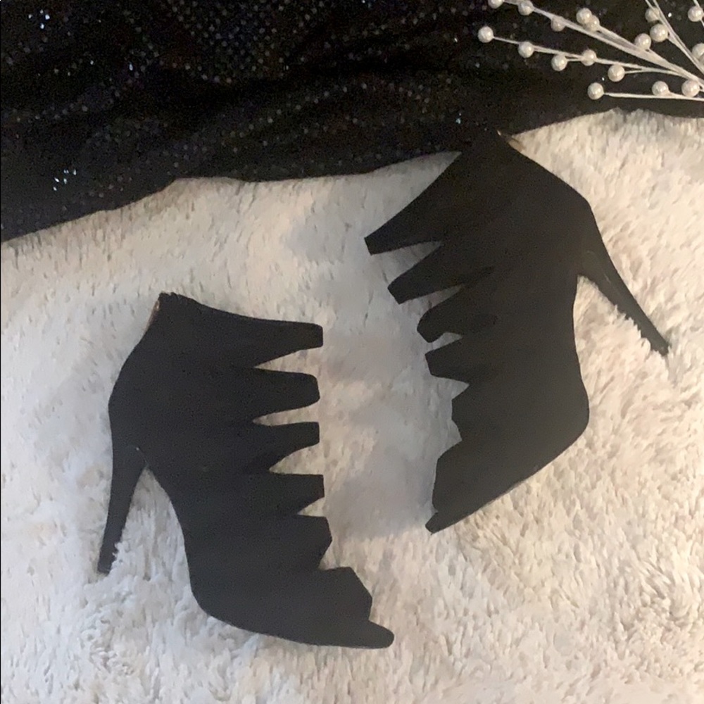 Aldo Black Lace Heels